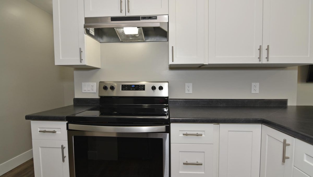 1611 Mardell St London ON N5V-large-014-018-Kitchen-1500x1000-72dpi