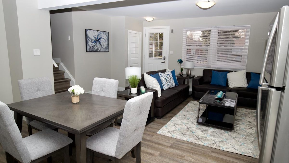 1581 Dixie St London ON N5V-large-014-25-diningliving room-1500x1000-72dpi